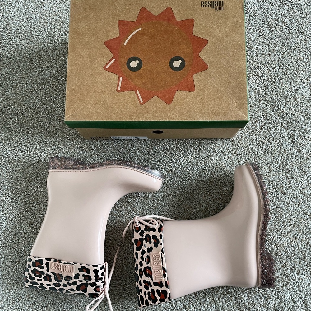 NEW mini Melissa girls rain boots - Picture 2 of 6